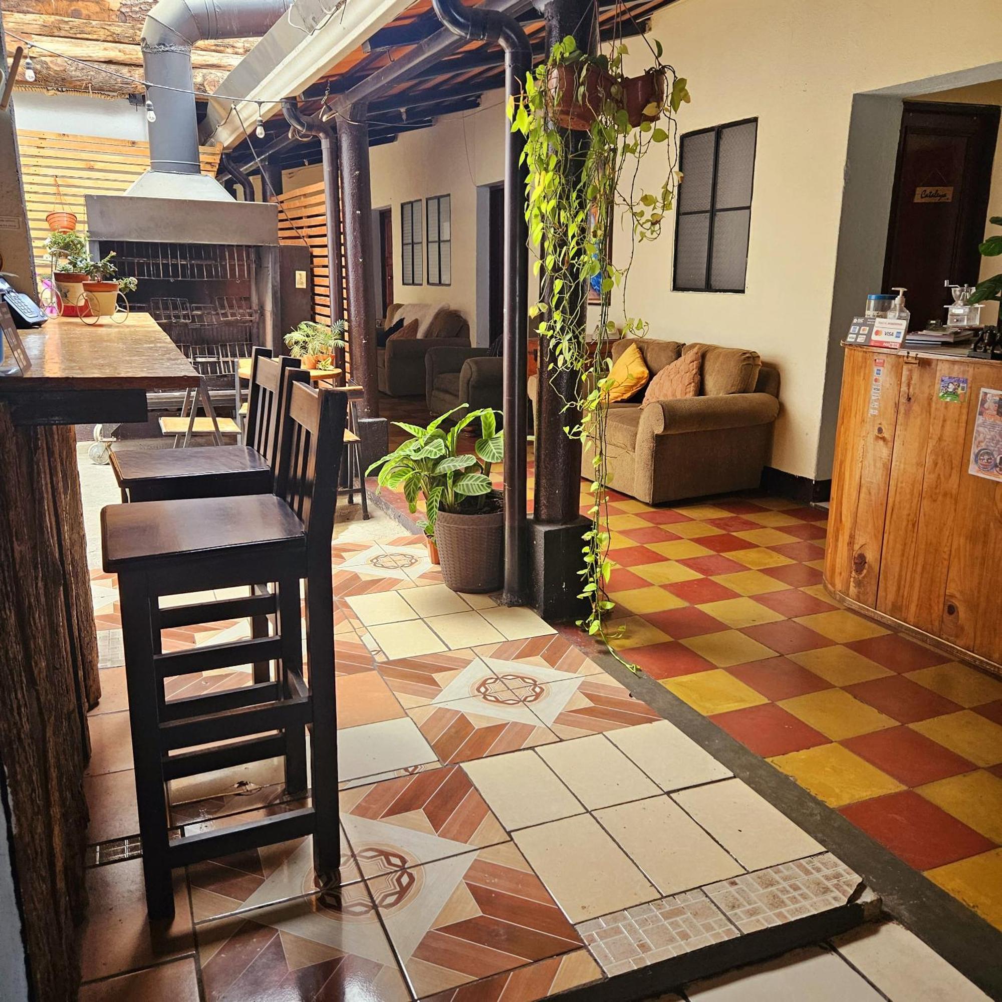Cermeno'S House Ξενοδοχείο Antigua Εξωτερικό φωτογραφία