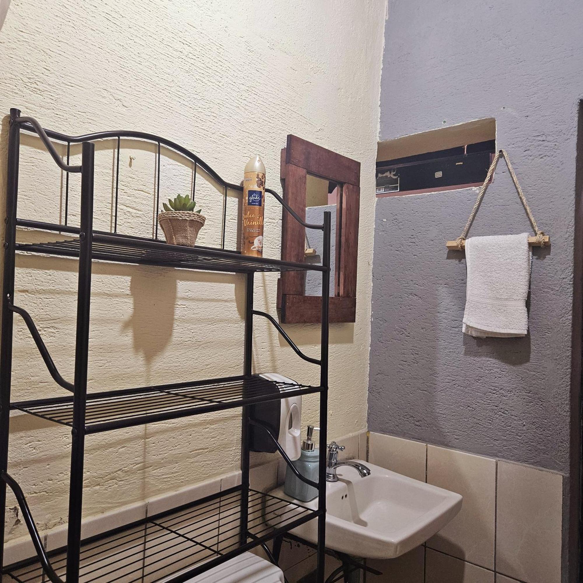 Cermeno'S House Ξενοδοχείο Antigua Εξωτερικό φωτογραφία